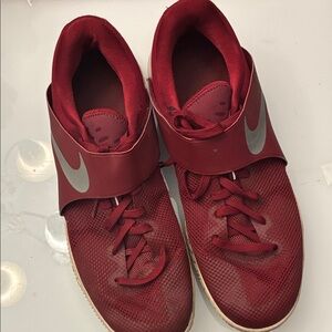 Nike Men's Zoom Live Sneakers